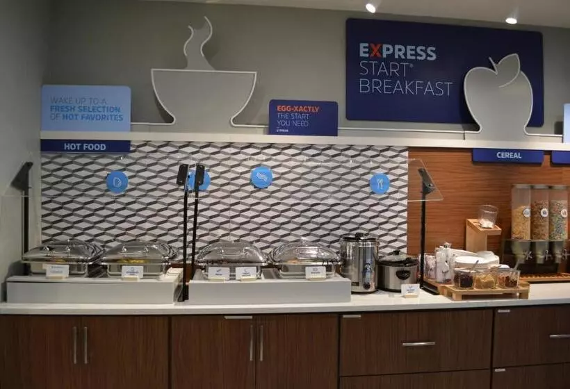 ホテル Holiday Inn Express & Suites   Liberal, An Ihg