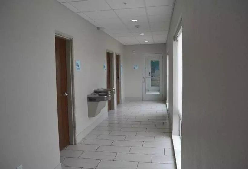 ホテル Holiday Inn Express & Suites   Liberal, An Ihg