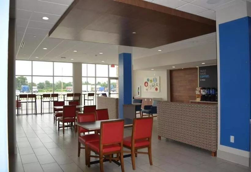 ホテル Holiday Inn Express & Suites   Liberal, An Ihg