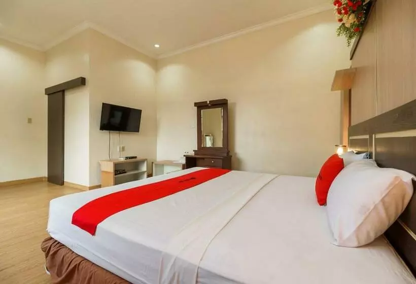 Reddoorz Plus @ Hotel Sempurna Watervang Lubuk Linggau