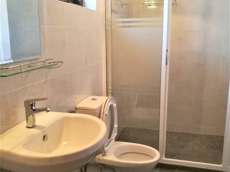 Pension (Hôtel basse catégorie) One Bhakthi