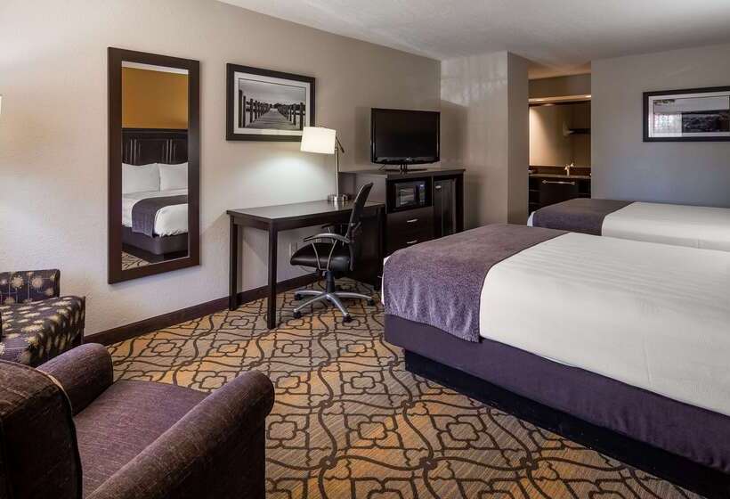 Отель Best Western Of Harbor Springs