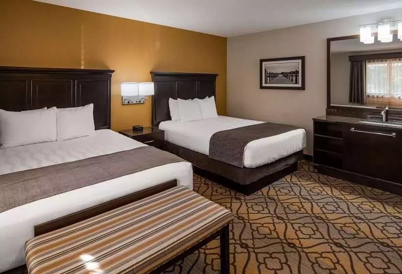 فندق Best Western Of Harbor Springs