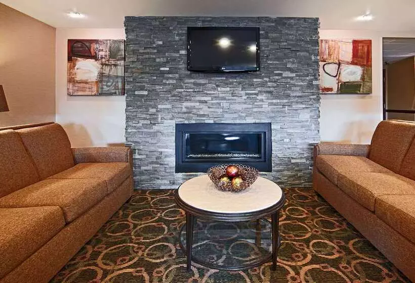 فندق Comfort Inn & Suites Copley Akron