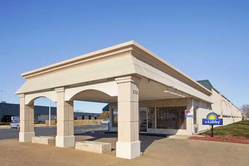 ホテル Days Inn By Wyndham Salina South