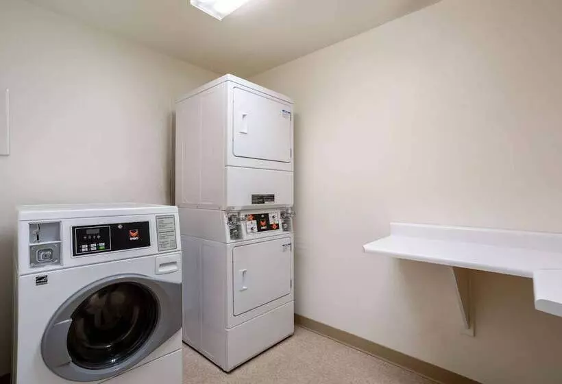 酒店 Inn At Lander, Travelodge By Wyndham