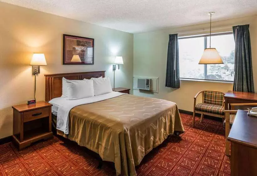 فندق Quality Inn