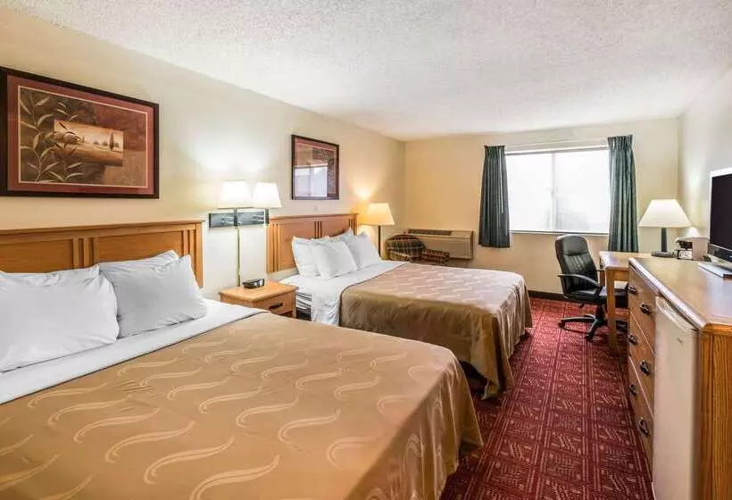 فندق Quality Inn