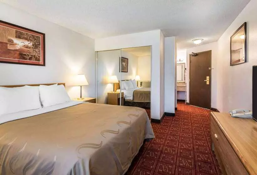 فندق Quality Inn