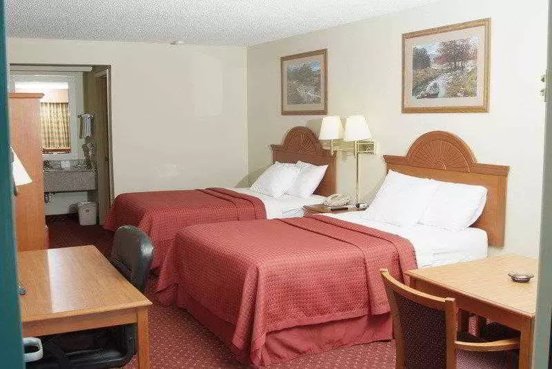 فندق Quality Inn & Suites Garland East Dallas