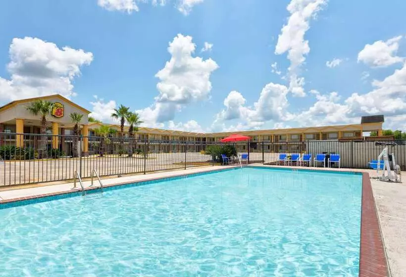 호텔 Super 8 By Wyndham Breaux Bridge