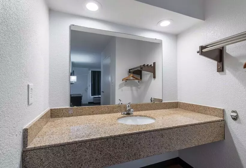 בית מלון כפרי Americas Best Value Inn Hamilton