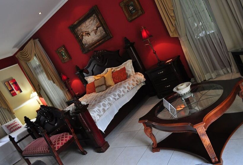 Del Real Bed & Breakfast