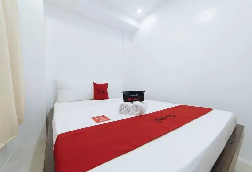 هتل Reddoorz At Dbuilders Rooms Bangkal Makati