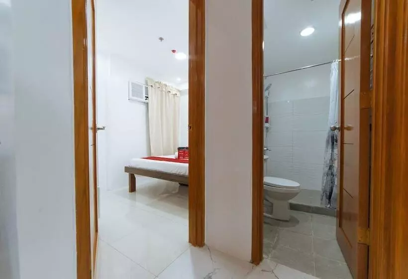 هتل Reddoorz At Dbuilders Rooms Bangkal Makati