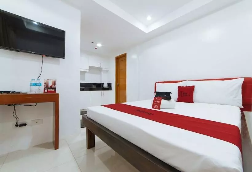 هتل Reddoorz At Dbuilders Rooms Bangkal Makati