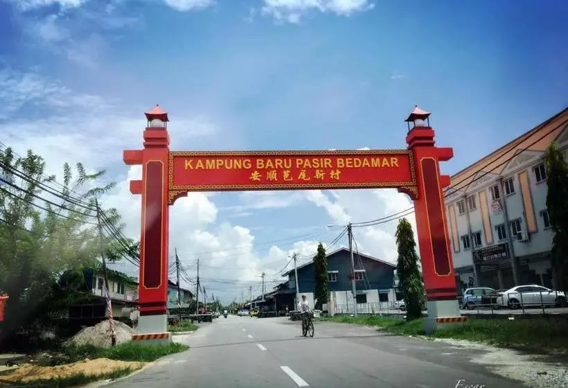 ペンション Rick Home Teluk Intan