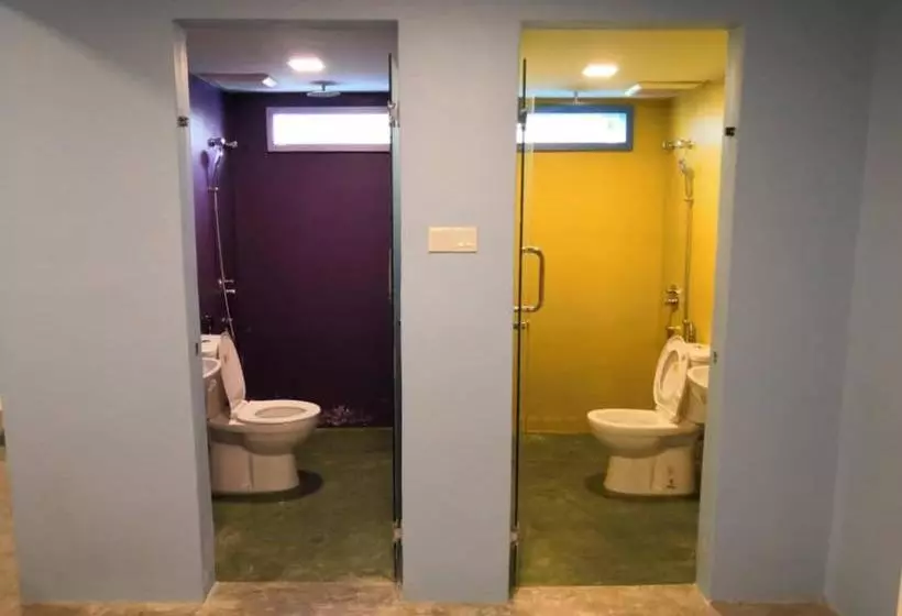 ペンション Rick Home Teluk Intan