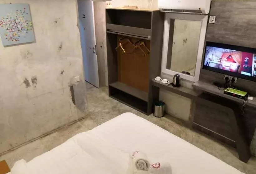 ペンション Rick Home Teluk Intan