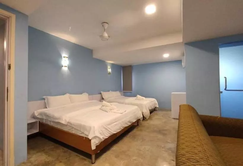 ペンション Rick Home Teluk Intan