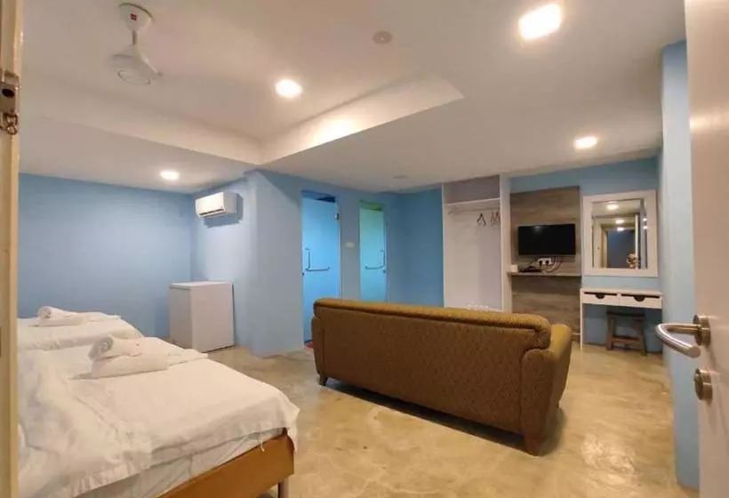 ペンション Rick Home Teluk Intan