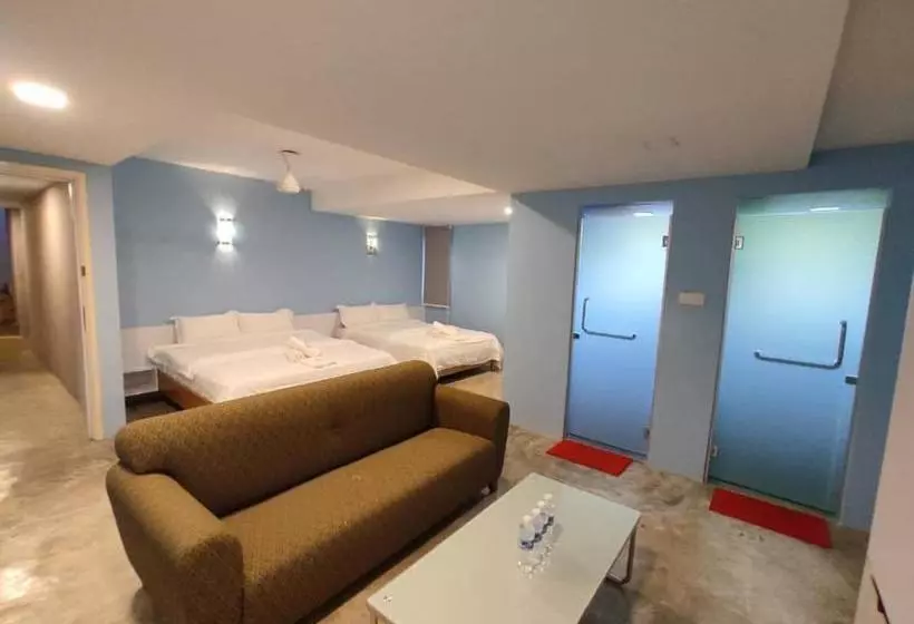 ペンション Rick Home Teluk Intan