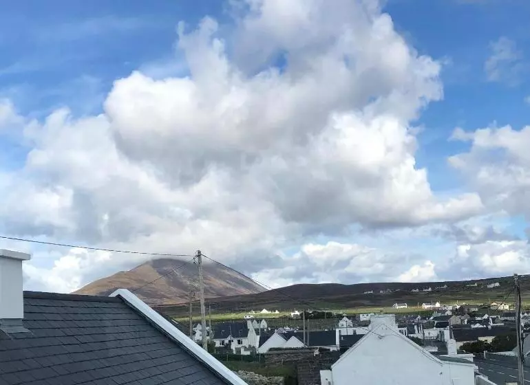 Teach Cruachan Bed And Breakfast