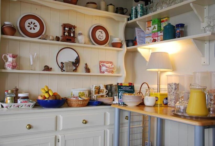 Teach Cruachan Bed And Breakfast