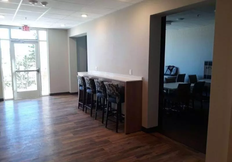 Microtel Inn & Suites By Wyndham Woodland Park