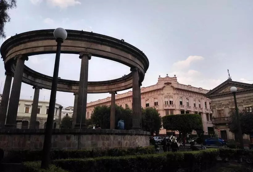 هتل Ideal, Your House In Quetzaltenango