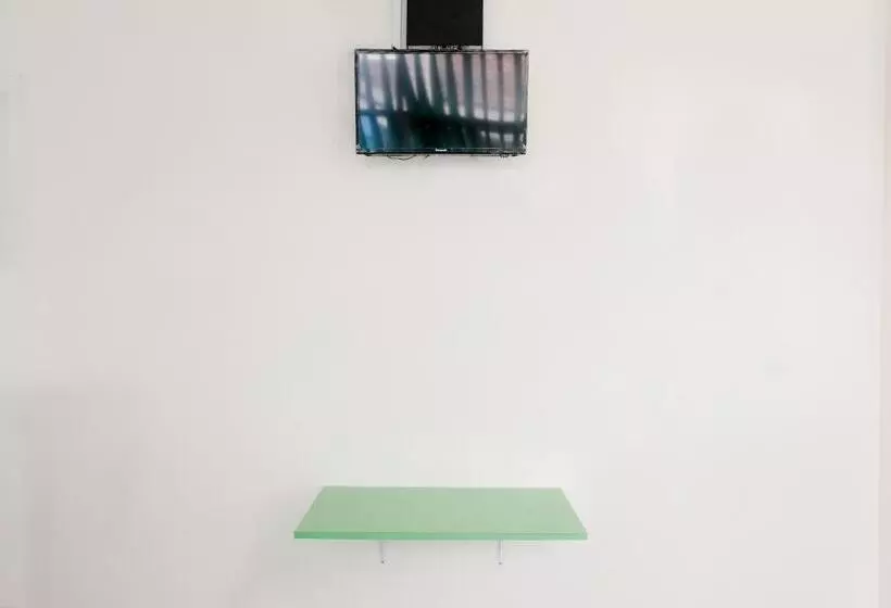 هتل Oyo 1247 Antosa Family Residence