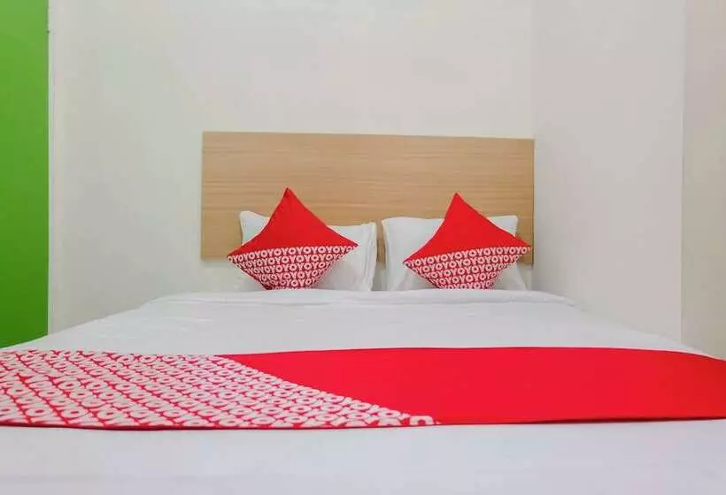 هتل Oyo 1247 Antosa Family Residence