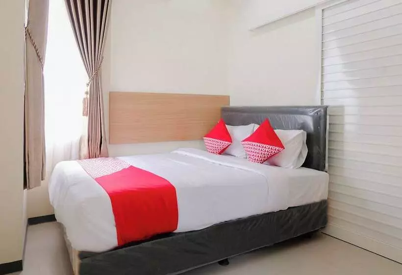 هتل Oyo 1247 Antosa Family Residence