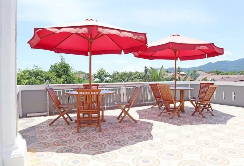 ホテル Oyo 1326 Mahakam Residence