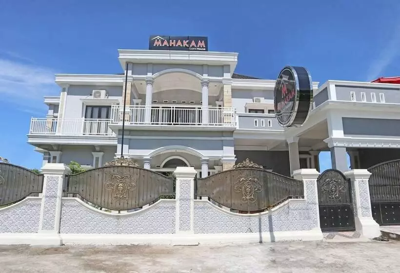ホテル Oyo 1326 Mahakam Residence