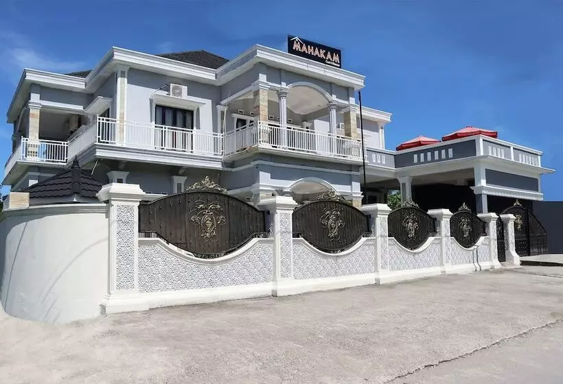 ホテル Oyo 1326 Mahakam Residence