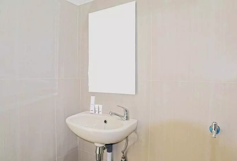 ホテル Oyo 1326 Mahakam Residence