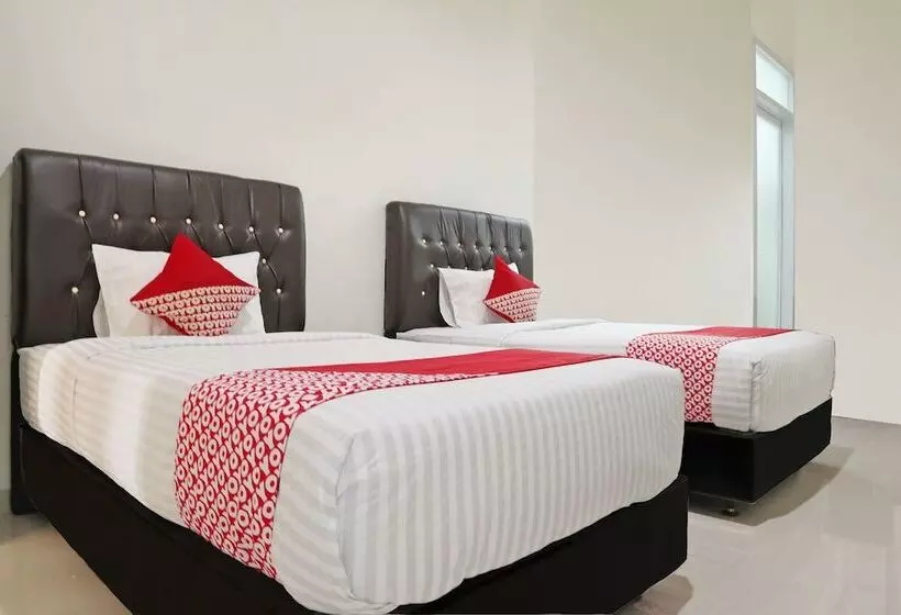 ホテル Oyo 1326 Mahakam Residence