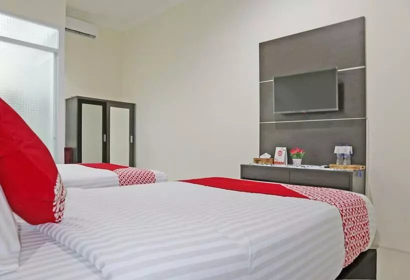 ホテル Oyo 1326 Mahakam Residence