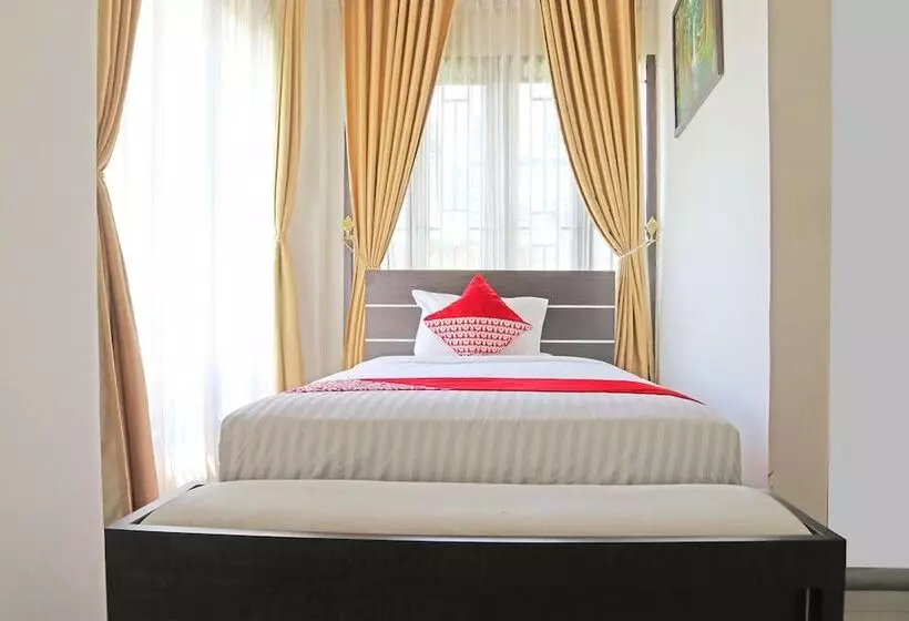 ホテル Oyo 1326 Mahakam Residence