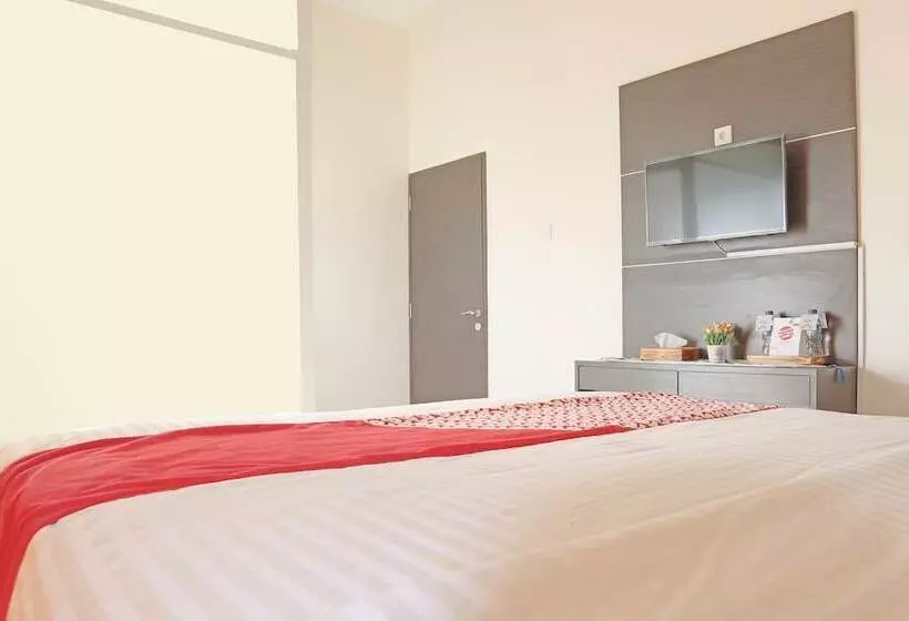 ホテル Oyo 1326 Mahakam Residence