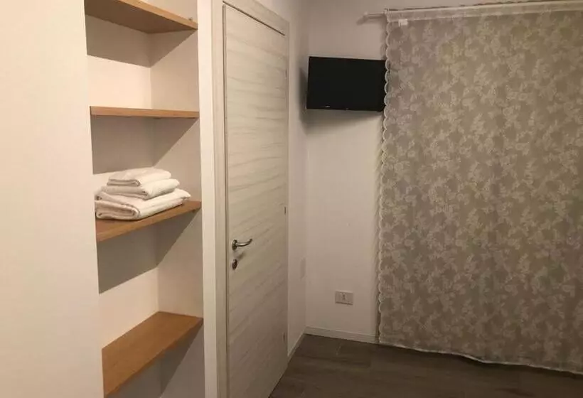 ペンション Ibisco Affittacamere