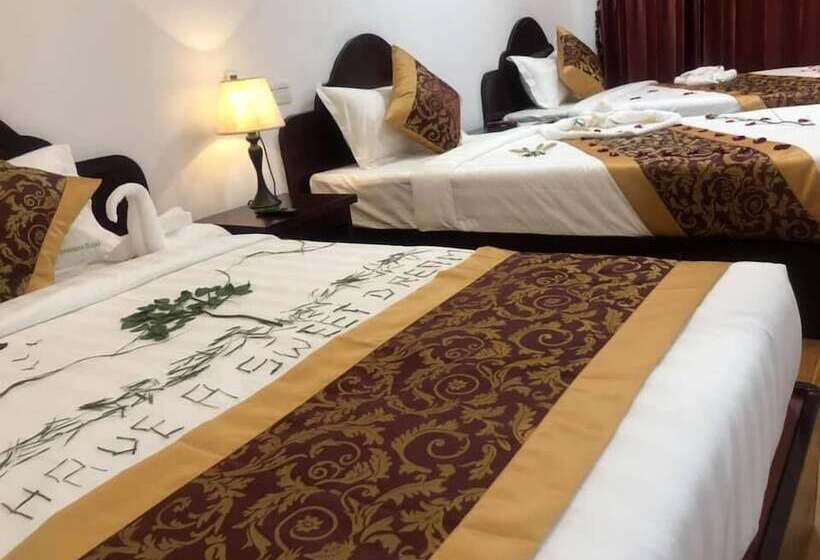 هتل True Treasure