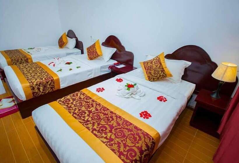 هتل True Treasure