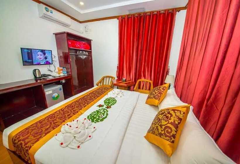 هتل True Treasure