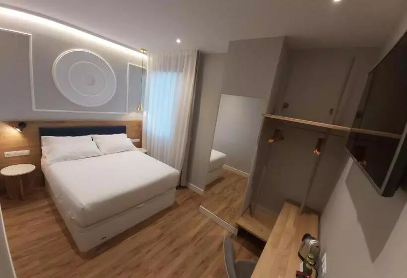 ペンション Habital Suites