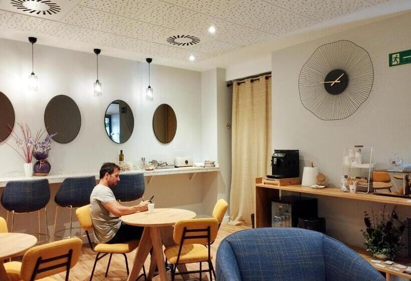 펜션 Habital Suites