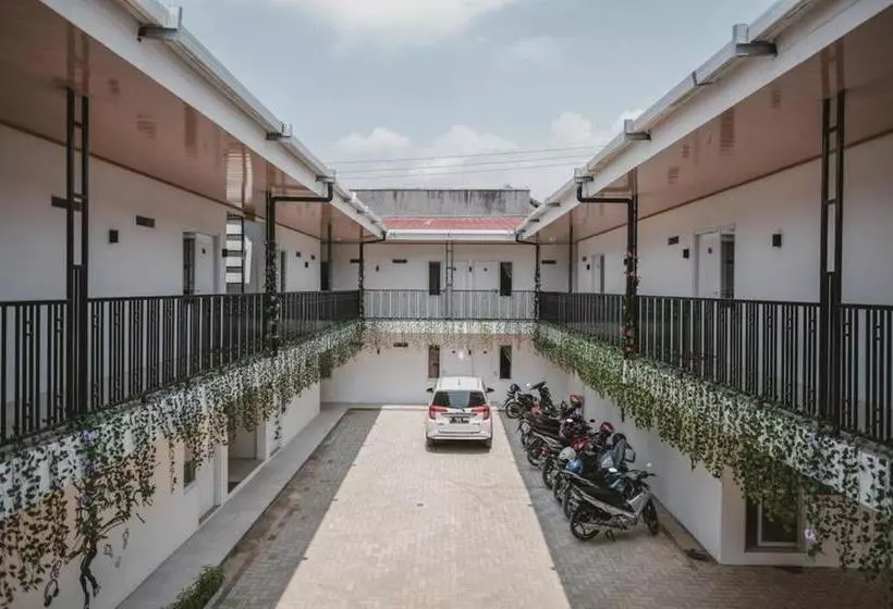 ペンション Reddoorz Plus Syariah Near Universitas Lampung
