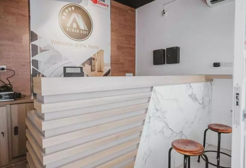 ペンション Reddoorz Plus Syariah Near Universitas Lampung