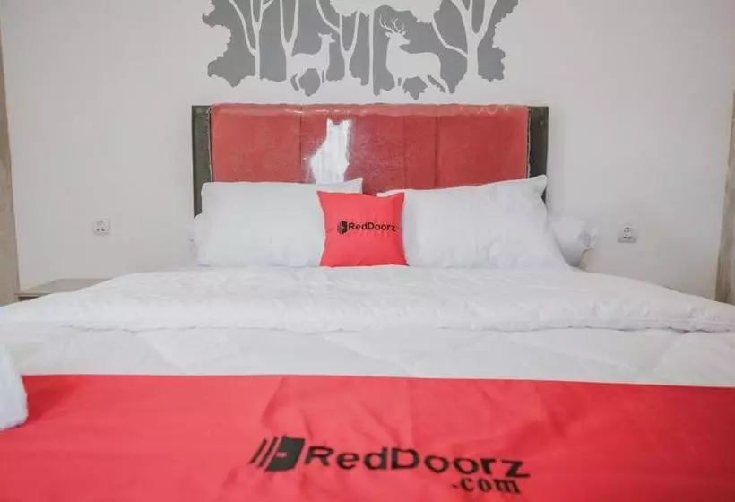 ペンション Reddoorz Plus Syariah Near Universitas Lampung